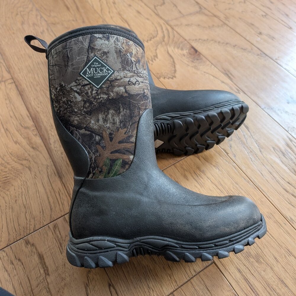 Kid's Muck Boots Size 3